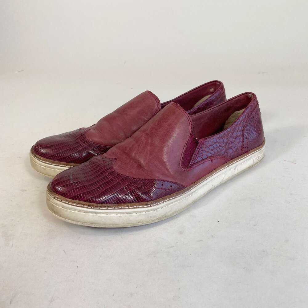 UGG Australia Hadria Croc Embossed Red Leather Loafers Women’s Size 7 Slip On